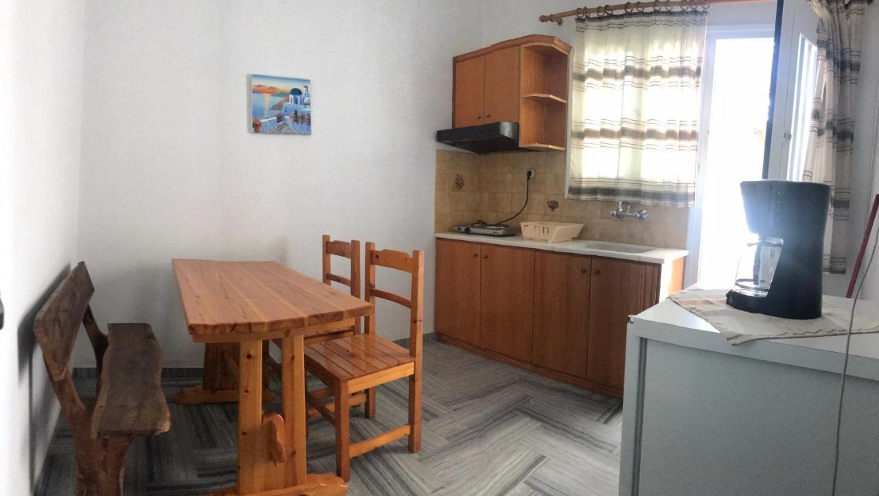 Traditional Concept Apartments Placidity Alikí Kültér fotó